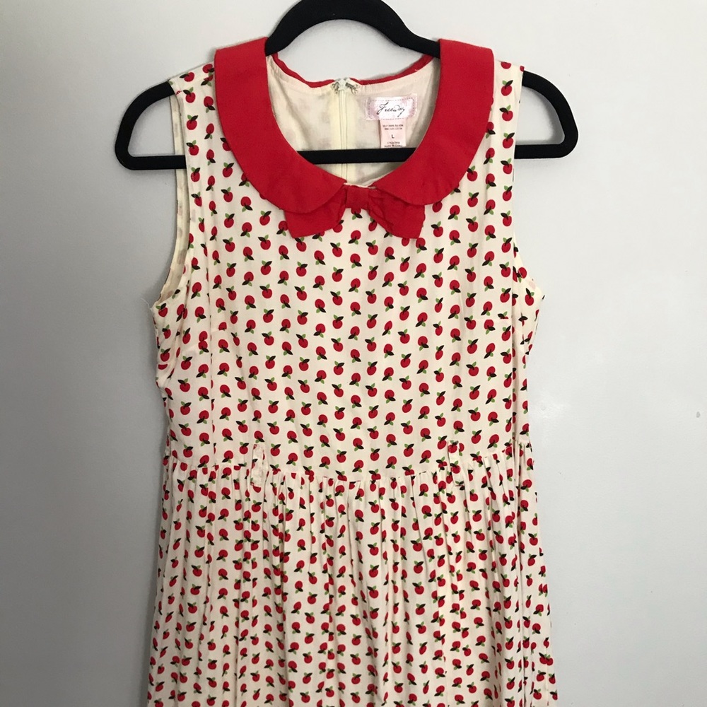 Cute apple print vintage style dress